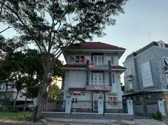 Bán biệt thự đơn lập Nam Thông 1 có 2 mặt tiền nhà thô