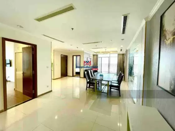 Cần bán 3PN - 106.1m2 - giá 10,3 tỷ giá cạnh tranh - tại Vinhomes Central Park