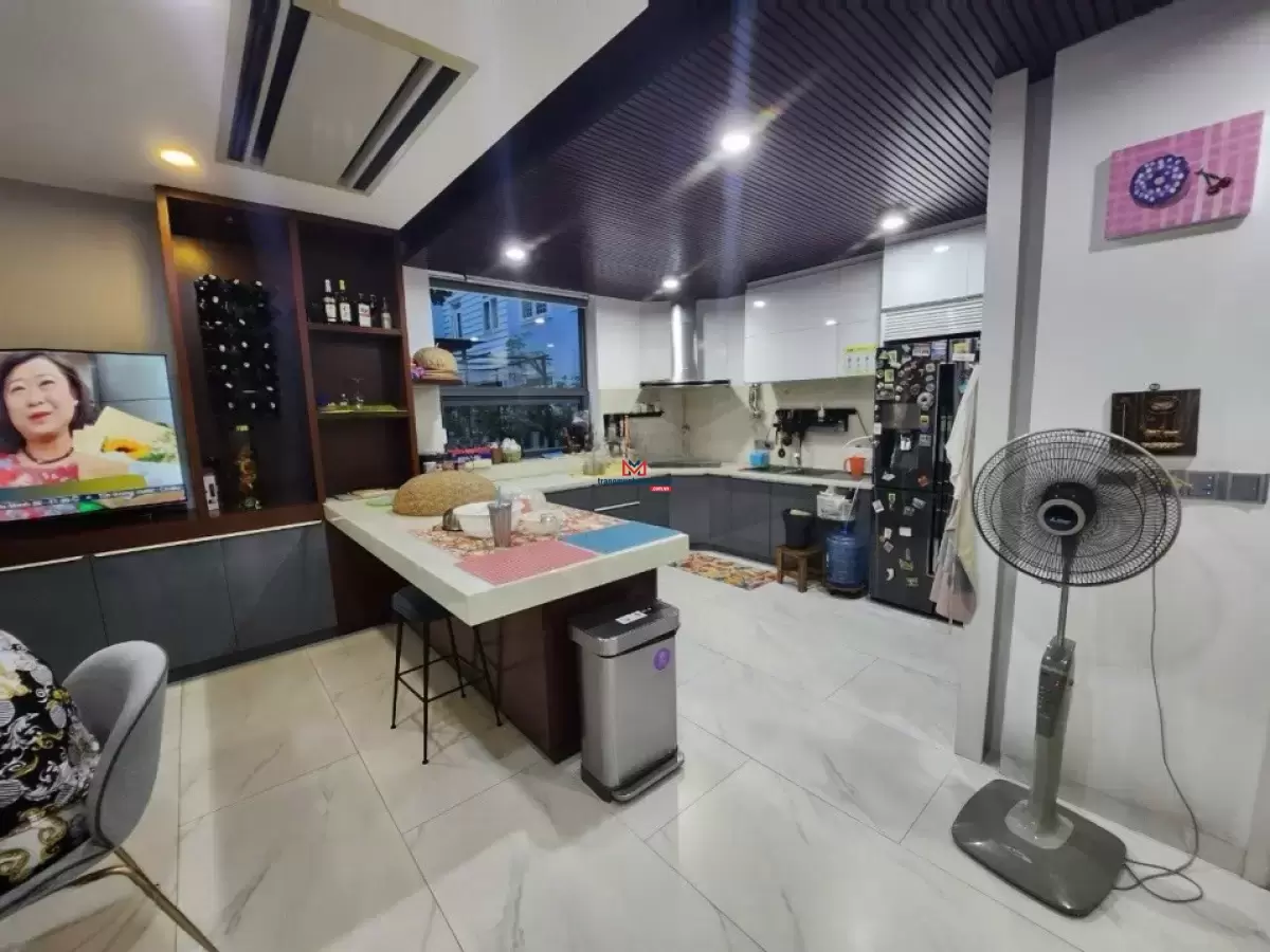 classifieds/2024_12/chinh-chu-ban-biet-thu-view-song-khu-compound-song-ong-lon-4.jpg