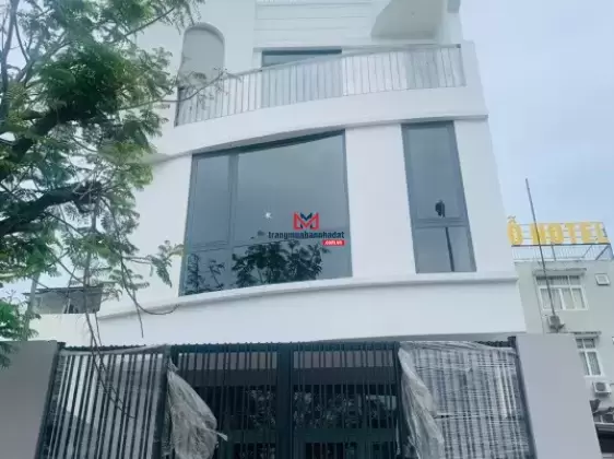 Chính chủ gửi bán căn nhà phố mặt tiền 20m, cách đường Liên Phường 50m