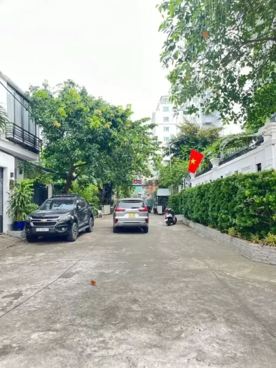 classifieds/2024_12/villa-3-mat-tien-khu-compound-thien-tue-95-thao-dien-2.jpg