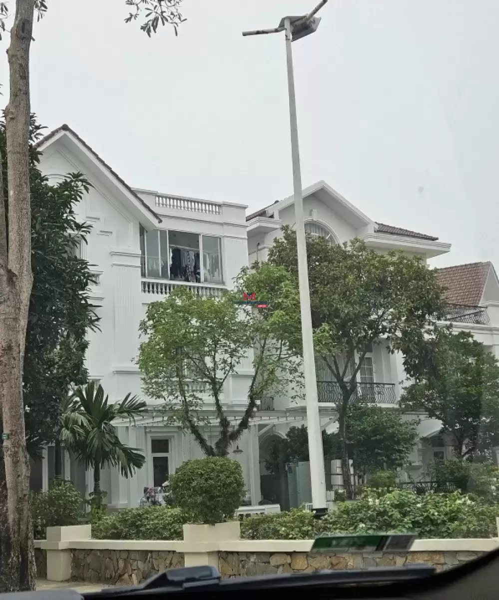 classifieds/2025_01/22/ban-biet-thu-hoa-phuong-7-truc-chinh-duong-lon-vinhomes-riverside-1.jpg