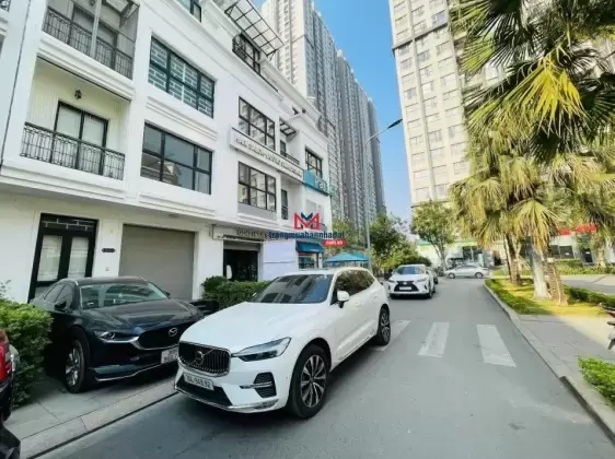 Bán siêu phẩm Vinhomes Gardenia đẳng cấp 5 sao siêu vip DT 138m2