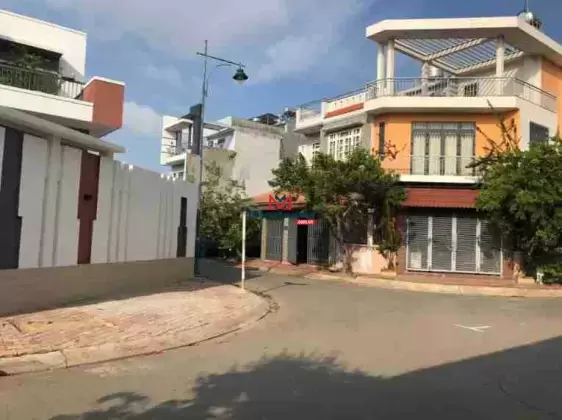 Bán lỗ đất biệt thự - sổ hồng 460m2 - thổ cư toàn bộ - cạnh chợ đầu mối Thủ Đức