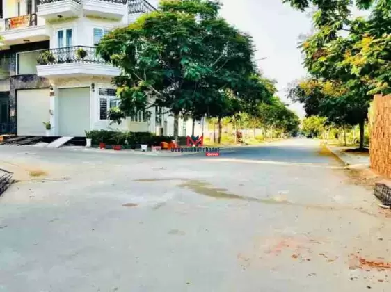 Bán đất KDC Hoàng Quốc Việt ngay sân vận động Q7, DT 62m2 giá 6 tỷ 5