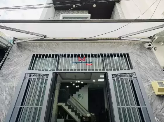 Bán gấp trước Tết thôi nhà 1 trệt 2 lầu hẻm 4m Nguyễn Thị Minh Khai đối diện Thảo Cầm Viên