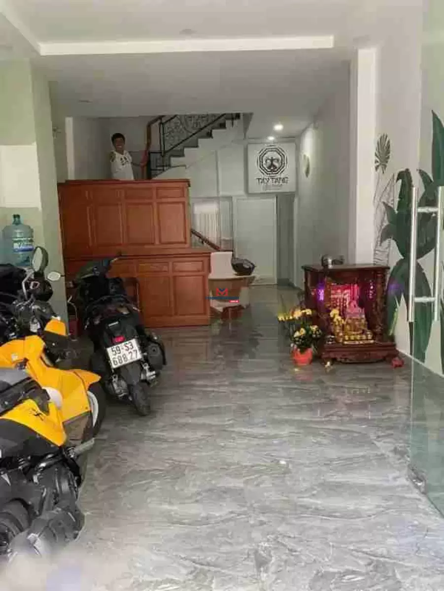 classifieds/2025_01/ban-nha-2-mat-tien-hem-8m-nguyen-cuu-van-p17-binh-thanh_-4-.jpg