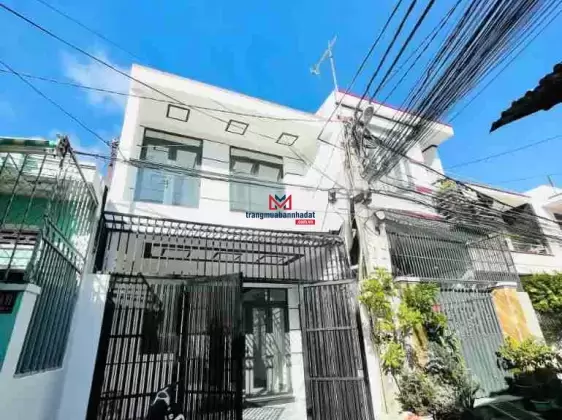 Nhà 2 tầng đường 2/4, Phường Vạn Thạnh, Nha Trang đất ở đô thị 63.9m2, ngang 5.3m giá tốt nhất KV