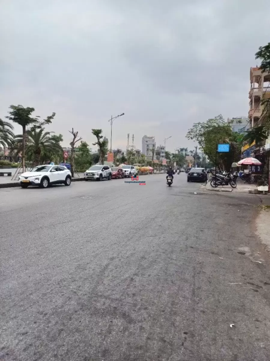 classifieds/2025_01/ban-nha-6-tang-mat-duong-le-loi-3.jpg