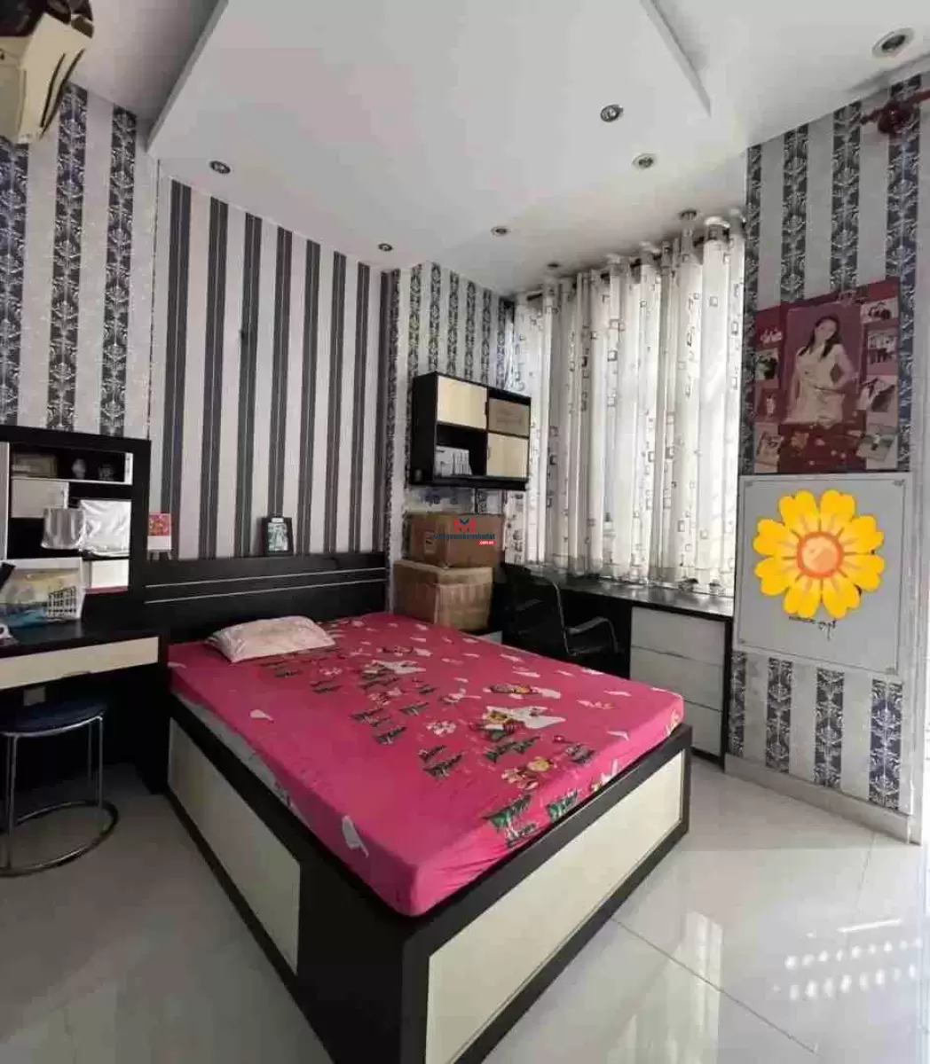 classifieds/2025_01/ban-nha-duong-cong-quynh-phuong-nguyen-cuu-trinh-quan-1-gan-cho-thai-binh_-6-.jpg