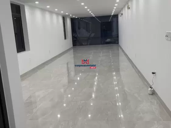 Bán nhà mặt tiền 4.5m mặt đường Trần Quang Khải, Hồng Bàng, Hải Phòng