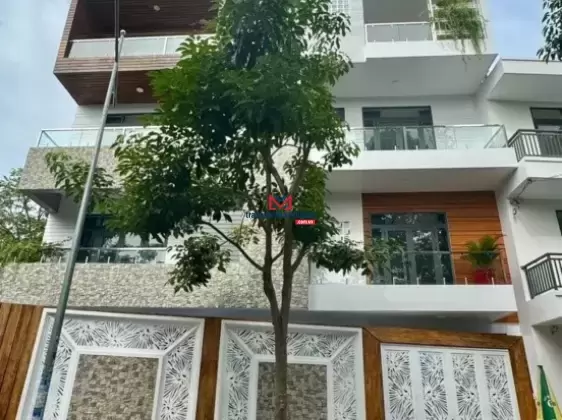 Bán nhà mặt tiền Nguyễn Thị Minh Khai P8 VT 1T3L