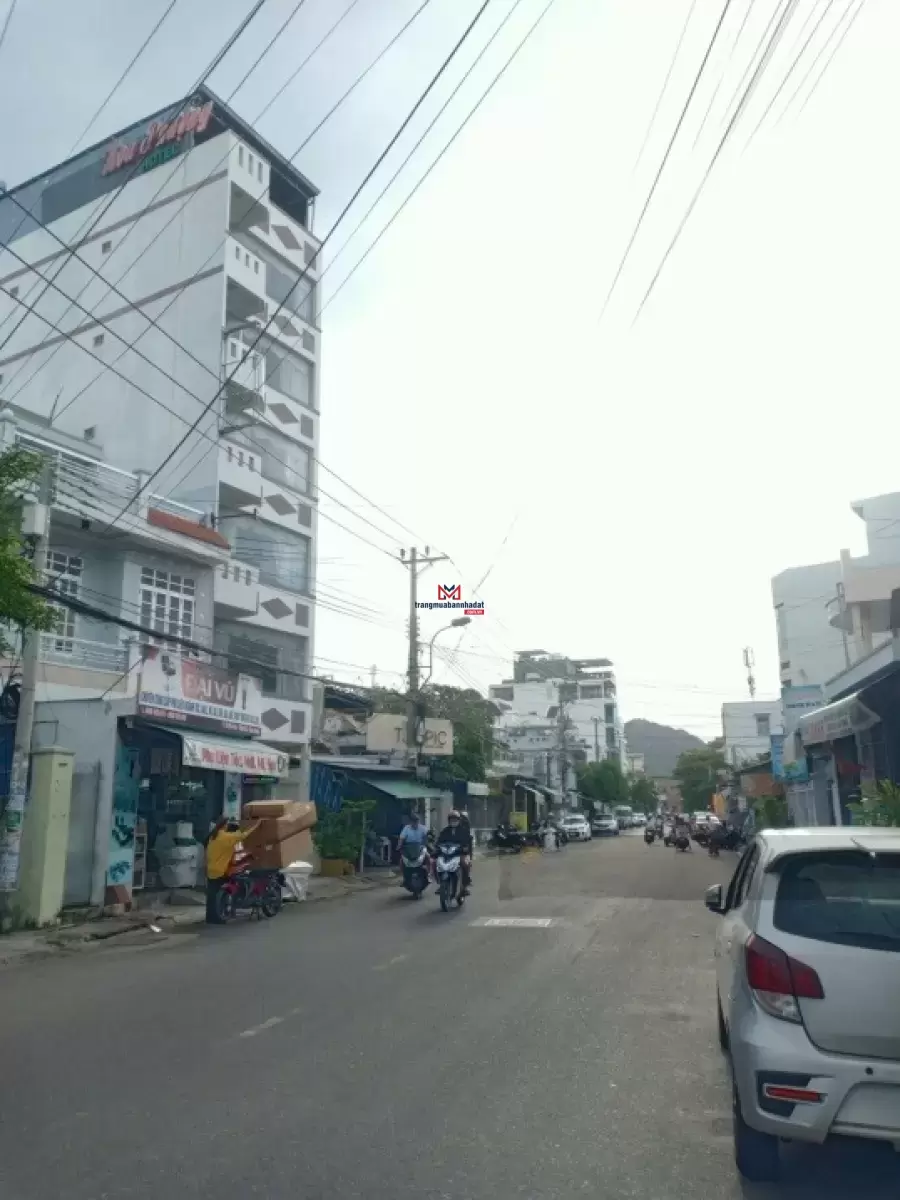 classifieds/2025_01/ban-nha-pho-ngang-10m-mat-duong-bac-son-p-vinh-hai-3.jpg