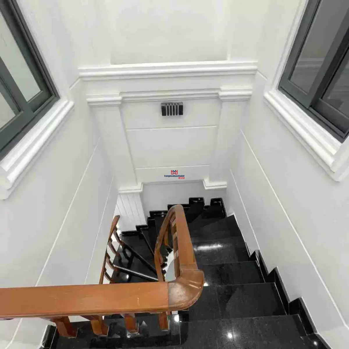 classifieds/2025_01/ban-nha-xay-hem-6m-khu-sang-trong-ngay-cu-xa-lu-gia-9-ty_-4-.jpg