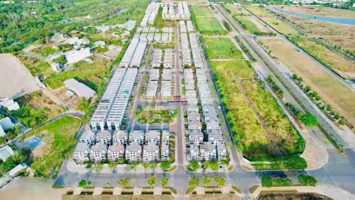 classifieds/2025_01/ban-shophouse-160m2-mat-tien-duong-30m-ke-lien-phuong-lg-gia-dau-tu_-2-.jpg