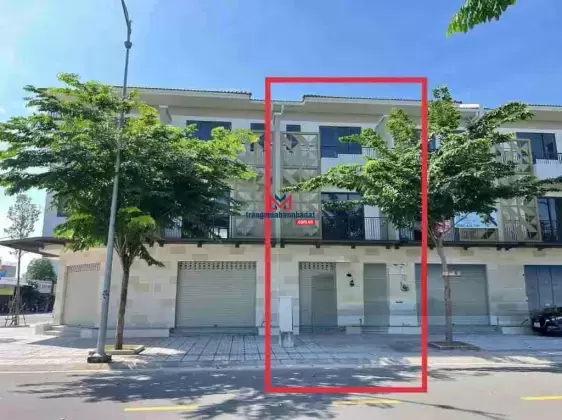 Bán gấp shophouse 3 tầng view công viên, khu tiện ích - ngay mặt tiền DB4