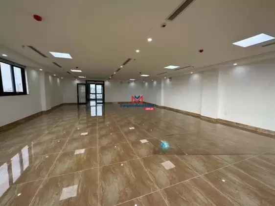 Bán toà nhà mặt phố Mỹ Đình quận Nam Từ Liêm giá rẻ vô địch