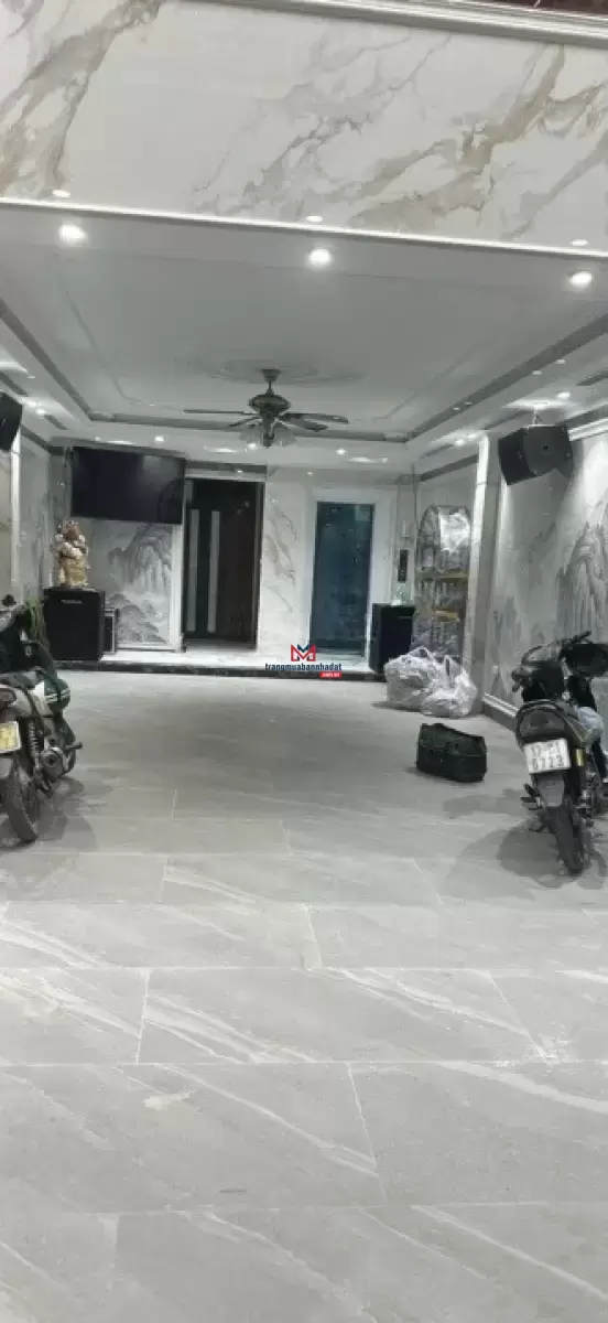 classifieds/2025_01/can-ban-nha-mat-pho-nong-vu-phuc-loi-long-bien-ha-noi-2.jpg