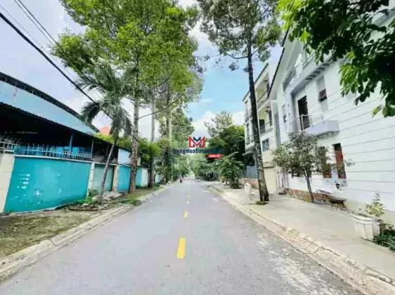 Một lô duy nhất, mặt tiền đường Tú Xương, Hiệp Phú, DTSD 110m2 vuông vức, đường 12m, chỉ 8.7 tỷ