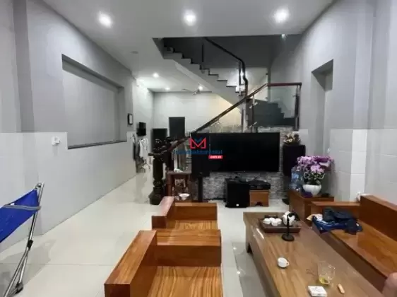 Mặt tiền chợ Đoàn Thị Kia 125m2 -2 tầng