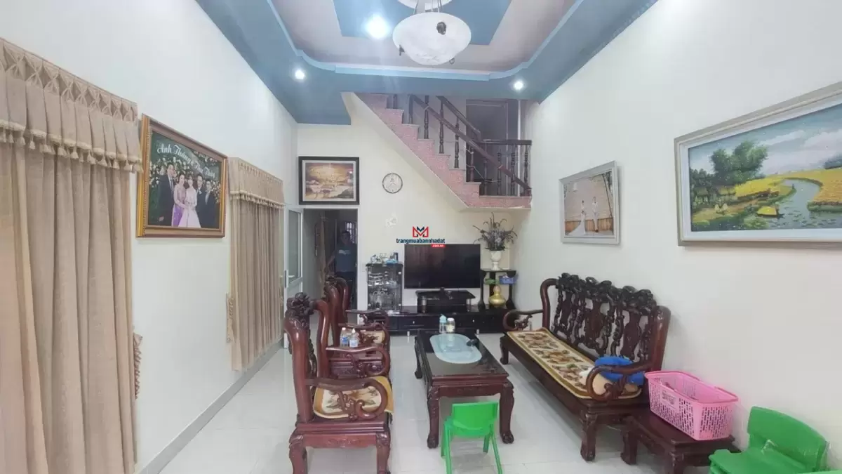 classifieds/2025_01/nha-2-tang-mat-duong-5-cu-gan-cang-nam-ninh-2.jpg