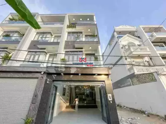 Nhà full nội thất - Gara ôtô - DT 5x20m - cách đường Huỳnh Tấn Phát 30m - tiện nghi và sang trọng
