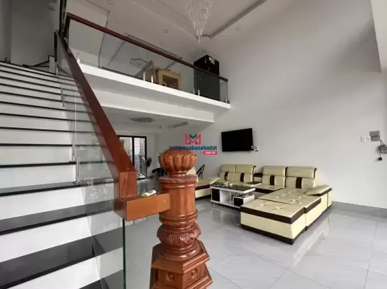 Bán gấp căn shophouse Waterpoint đầy đủ nội thất