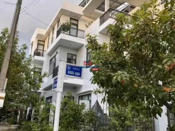 Bán nhà 2 mặt tiền đường Khúc Hạo, Sơn Trà, Đà Nẵng