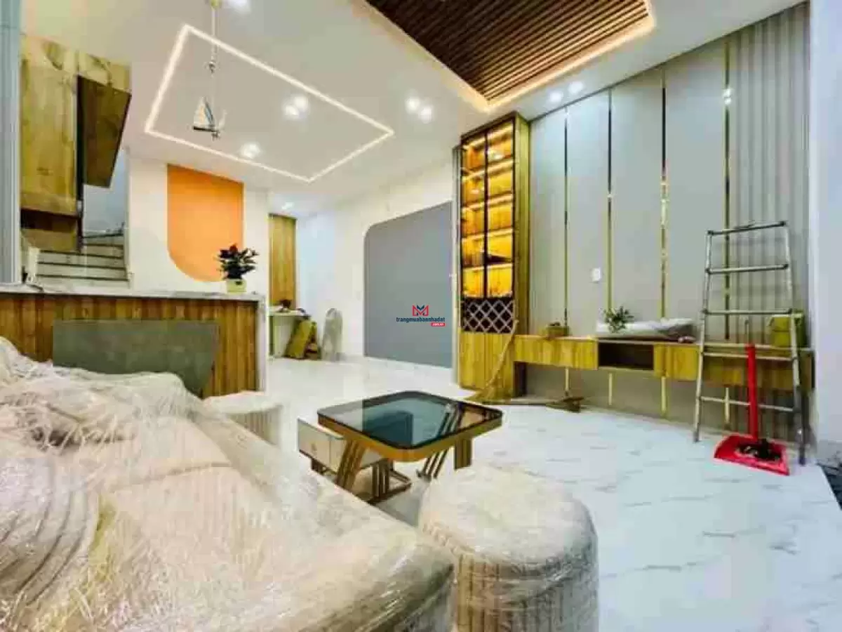 classifieds/2025_02/tuan_2/ban-nha-lau-moi-dep-thiet-ke-hien-dai-hem-567-duong-ho-bun-xang-32m24.jpg