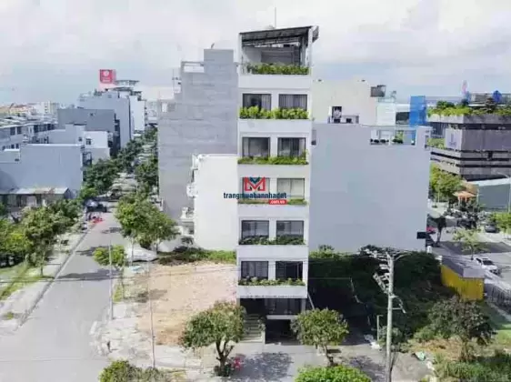Bán tòa văn phòng + căn hộ trung tâm Hải Châu 176.3m2 dòng tiền 90tri/tháng, 3 tầng VP và 9 căn hộ
