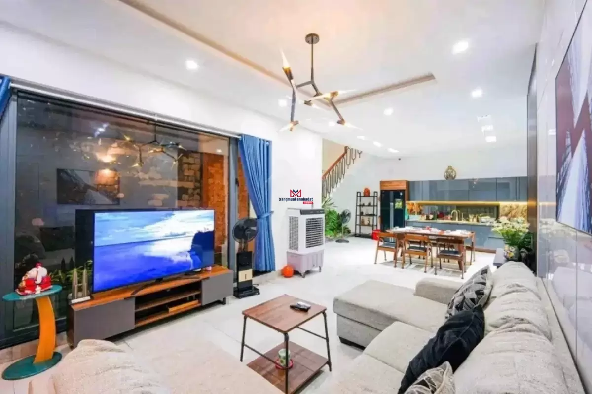 classifieds/2025_02/tuan_2/can-ban-villa-son-tra-150m2-ngang-10m-3.jpg
