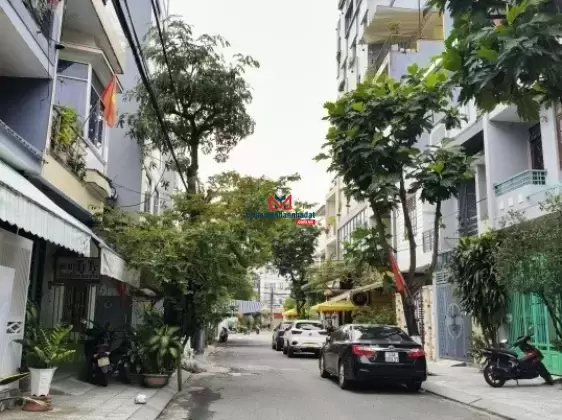 nhà 4 tầng đường 5m5 sát Dương Đình Nghệ