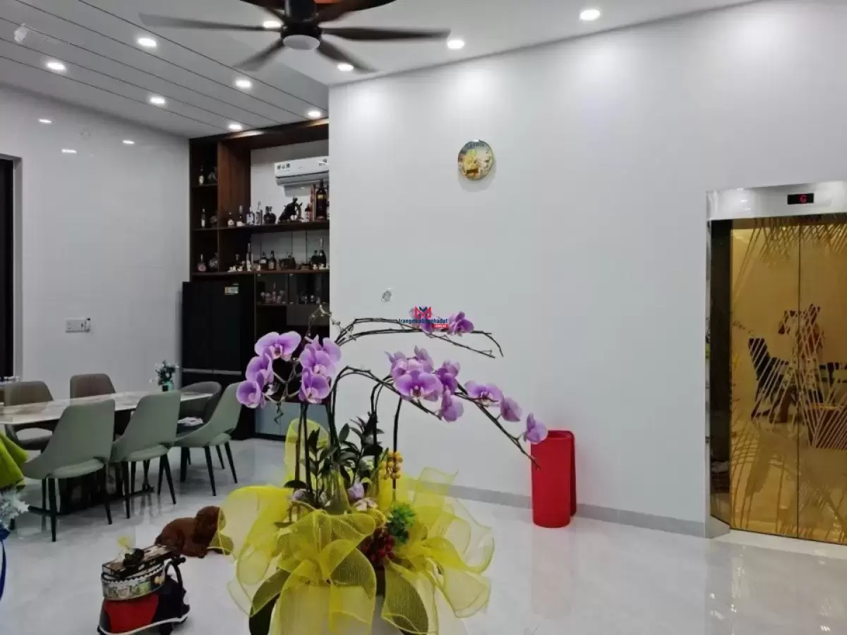 classifieds/2025_02/tuan_3/ban-biet-thu-co-ho-boi-duy-nhat-trung-tam-pho-phuoc-tan-nha-trang-4.jpg