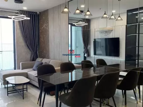 Chính chủ cần bán căn hộ C Sky View loại 2PN DT 80m2 full nội thất