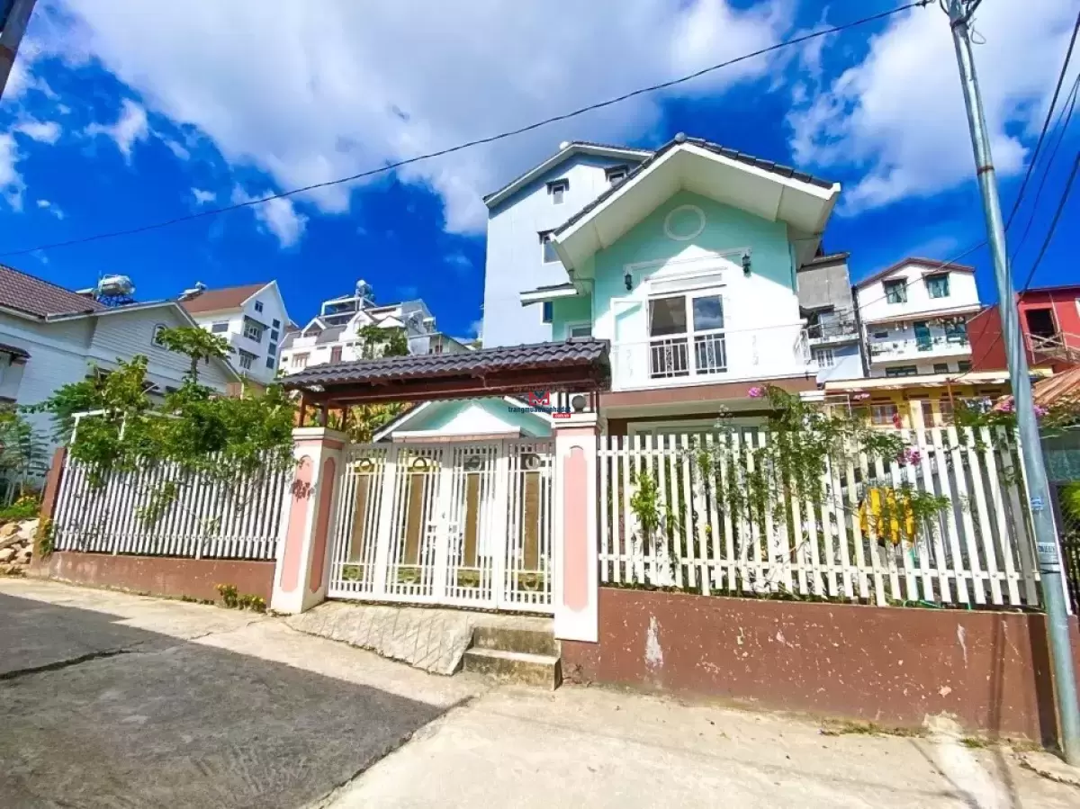 classifieds/2025_02/tuan_3/villa-san-vuon-re-nhat-trung-tam-da-lat-dt-200m2-2.jpg