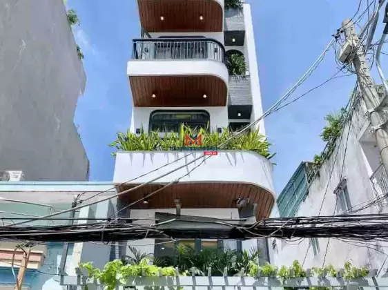 Chủ ngợp! Nhà 5 lầu đường Lê Hồng Phong, Q10. Ặng lại nội thất, có sổ sẵn