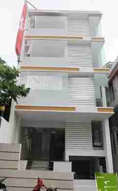 Hot bán khuôn đất Dương Quảng Hàm siêu đẹp 9.6x30m, gpxd hầm 7 tầng, chỉ 25.5 tỷ