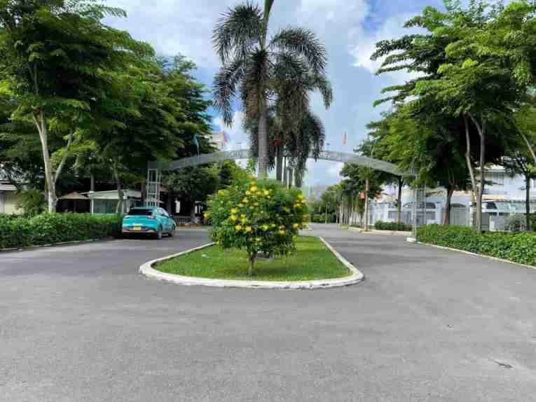 Bán đất hẻm 616/ lê đức thọ P.15. DT 5x16m ngay công viên giá 9.9 tỷ