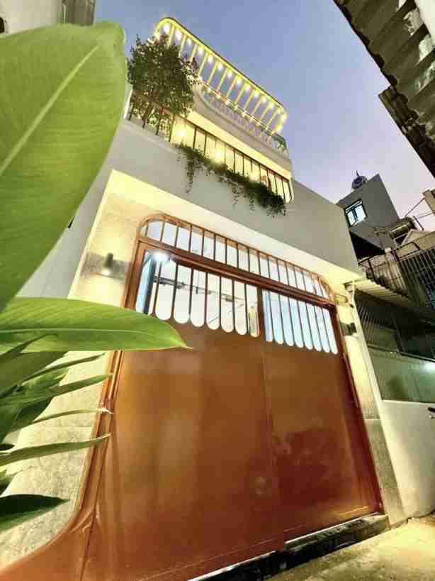 Bán nhà riêng tại Nguyễn Văn Đậu, Bình Thạnh, 5,58 tỷ, 39m2, hàng hiếm view đẹp