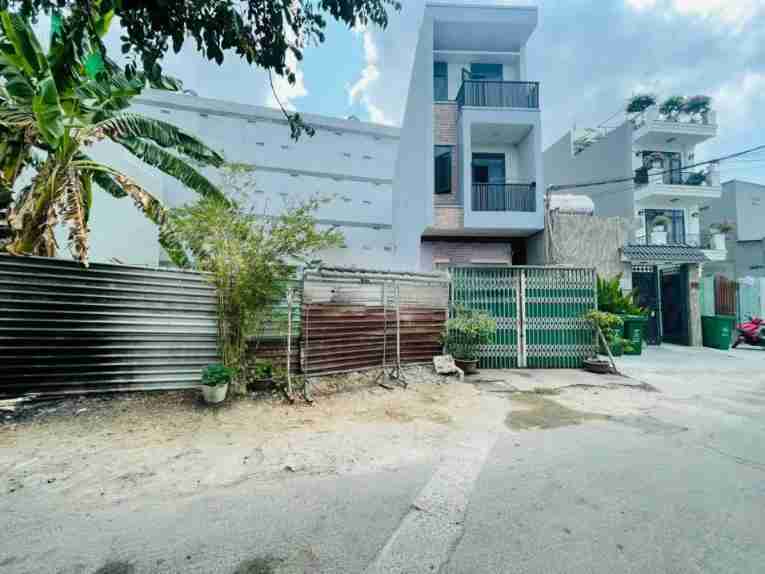 Đất đường Tăng Nhơn Phú-Cách Đỗ Xuân Hợp 200m-gần ngã tư Bình Thái-tuyến Metro-khu đông dân-85m2