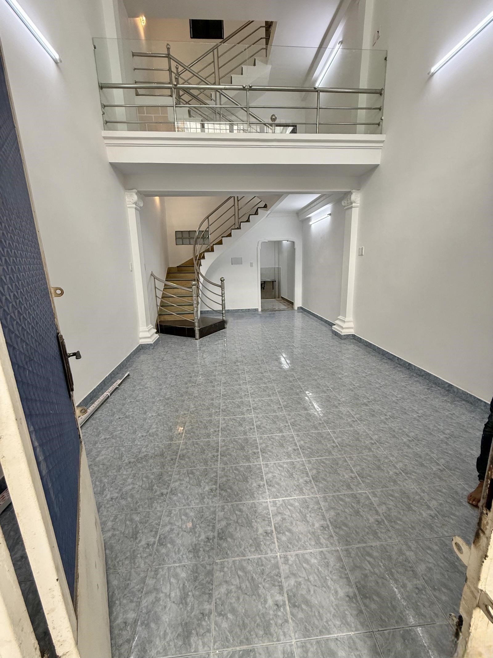 Bán Nhà Riêng Đường Phan Huy Ích Quận Gò Vấp