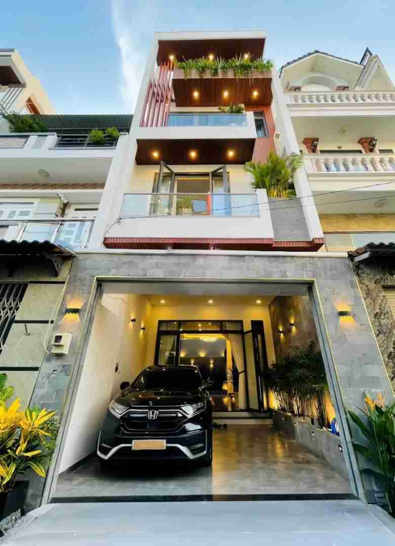 Hàng ngộp nhà trung tâm 76,5m2 - đường Vườn Chuối, P. 4, Q. 3, gần ngay chợ Vườn Chuối